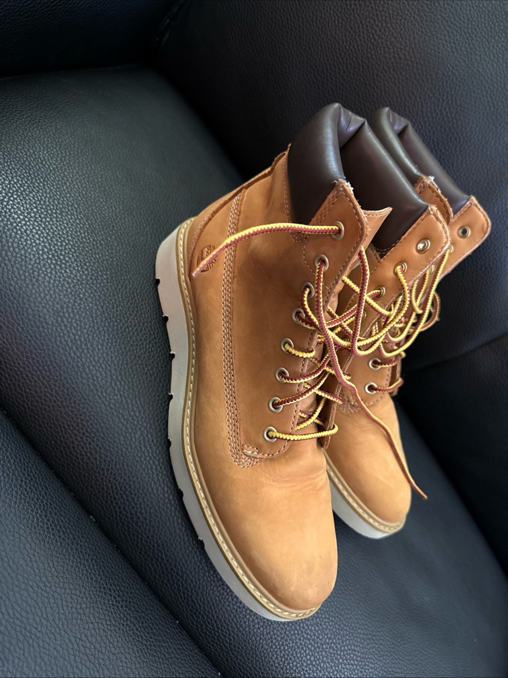 Timberland Women's Kenniston Nellie Chukka Boots Wheat Nubuck Women 9